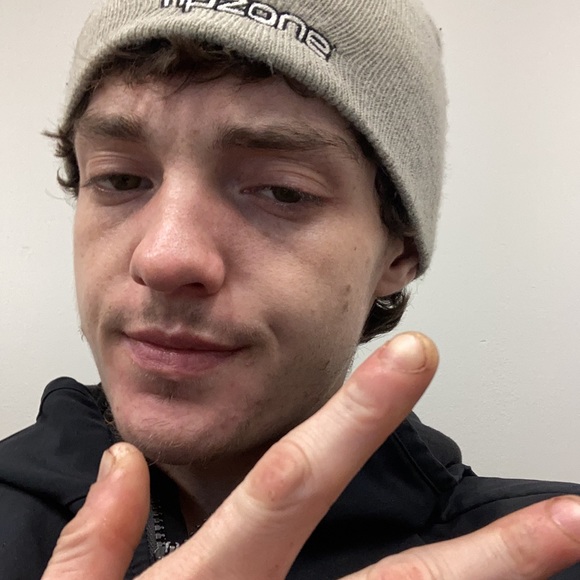 Meet your Posher, Matthew - Picture 3 of 3